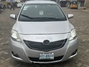 Toyota Yaris 1.0 VVT-i 2008 Silver