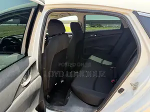Honda Civic 2016 White