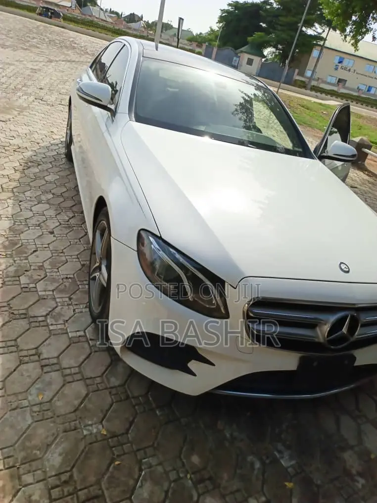 Mercedes-Benz E300 2017 White