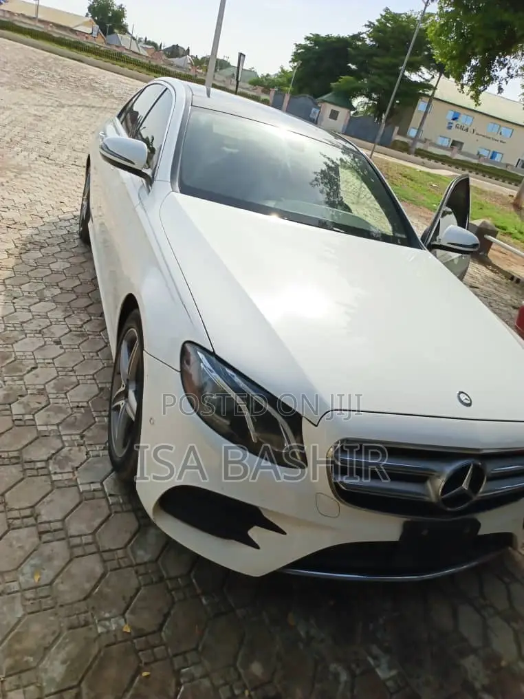 Mercedes-Benz E300 2017 White