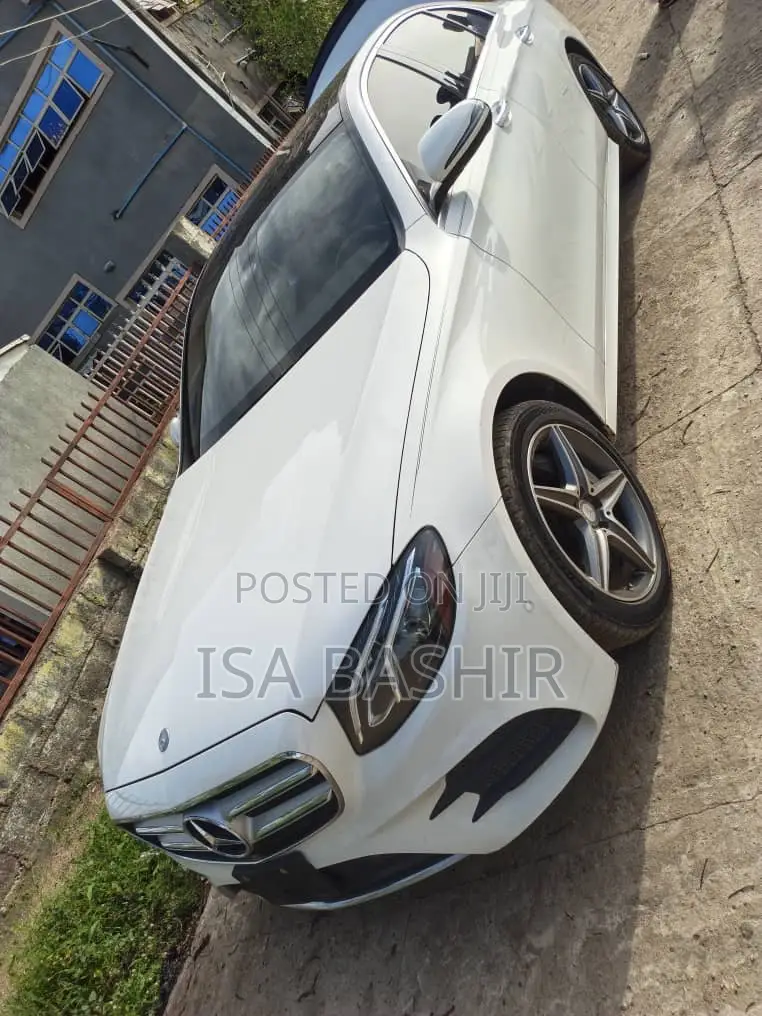 Mercedes-Benz E300 2017 White