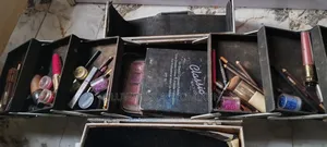 Make-Up Box