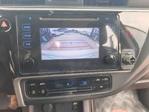 Toyota Corolla 2018 Silver