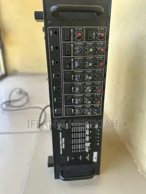 Mxa- 3500 Mixer Power Amplifier