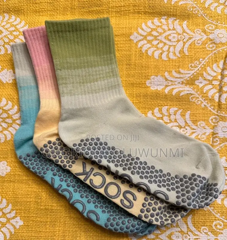 Halara Socks