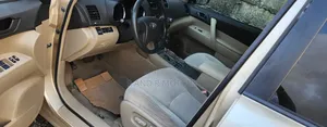 Toyota Highlander 2009 Gold