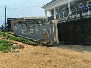 Mini Flat in Unity Avenue, Agric for rent