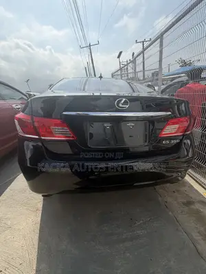 Lexus ES 2012 Black