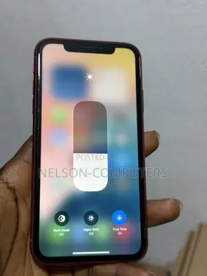 Apple iPhone XR 64 GB Red