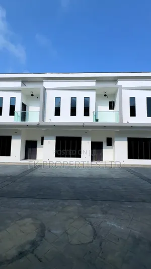 4bdrm Townhouse / Terrace in Abraham Adesanya for rent