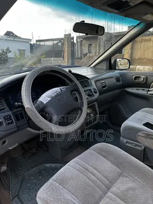 Toyota Sienna CE 2002 Silver