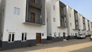 4bdrm Duplex in Marberries Estate, Katampe (Main) for sale