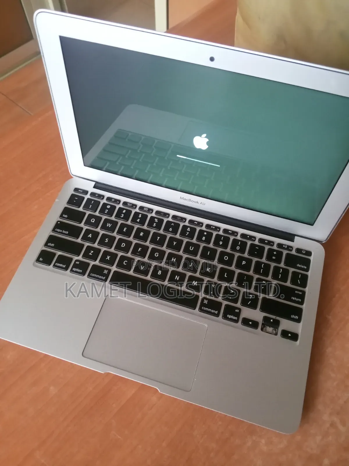 Laptop Apple MacBook 4GB Intel Core i5 SSD 256GB