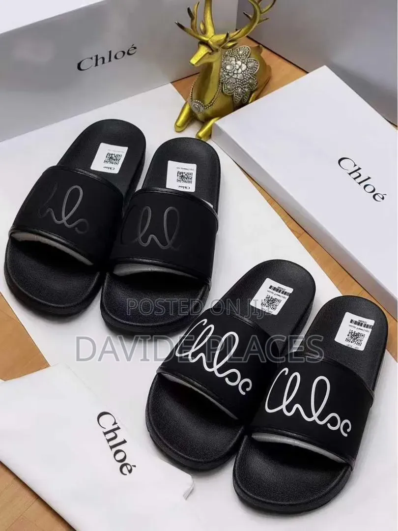 Quality Original Chloe Leather Slide Black