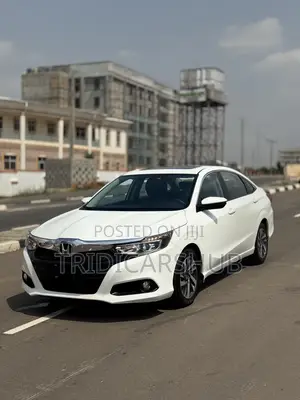 Honda Crider Premium 2021 White