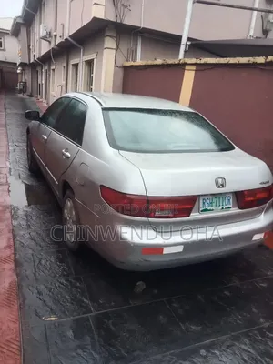 Honda Accord 2005 Silver