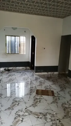 Mini Flat in Uzoba for rent