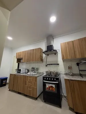 3bdrm Apartment in Golf Estate, Woji for sale