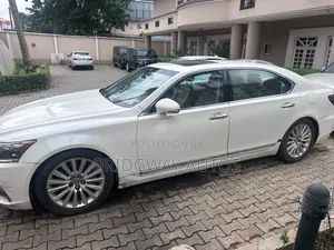 Lexus LS 2013 White
