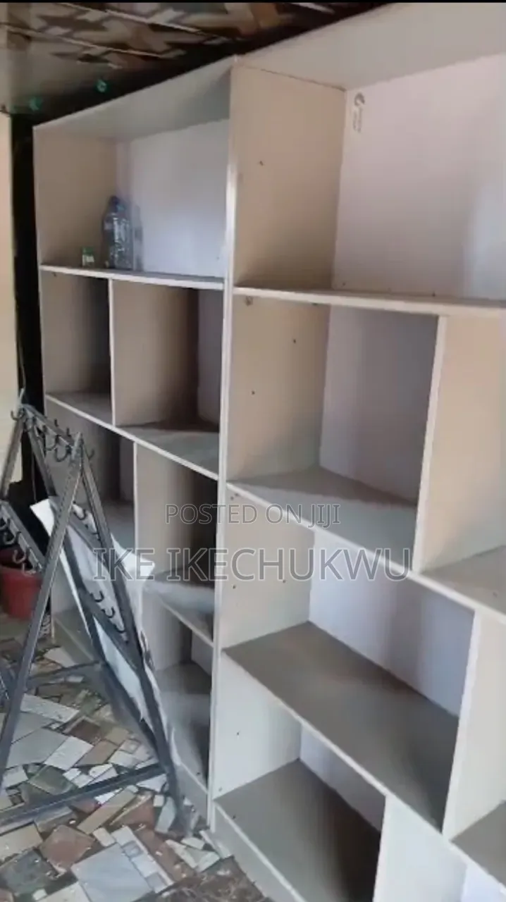 Caravan. Shelves.