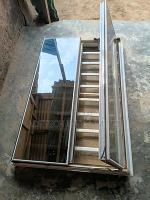 Praiseworrthy Aluminium Frameless Window With Net and Burglary