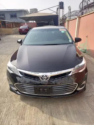 Toyota Avalon XLE 4dr Sedan (3.5L 6cyl 6A) 2014 Black