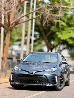 Toyota Corolla LE 4dr Sedan (1.8L 4cyl CVT) 2014 Gray