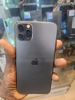 Apple iPhone 11 Pro Max 64 GB Green