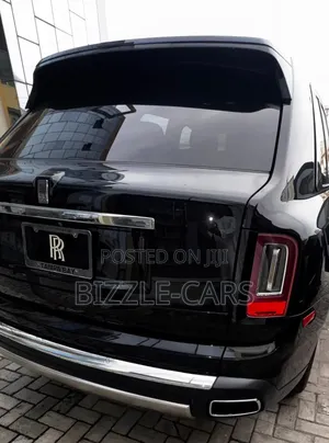 Rolls-Royce Cullinan Base 2019 Black