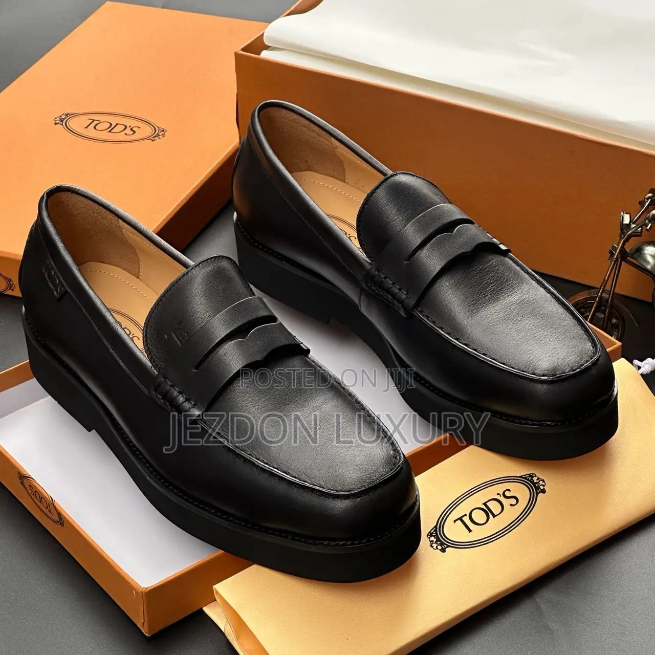 Tods Leather X Suede Shoe