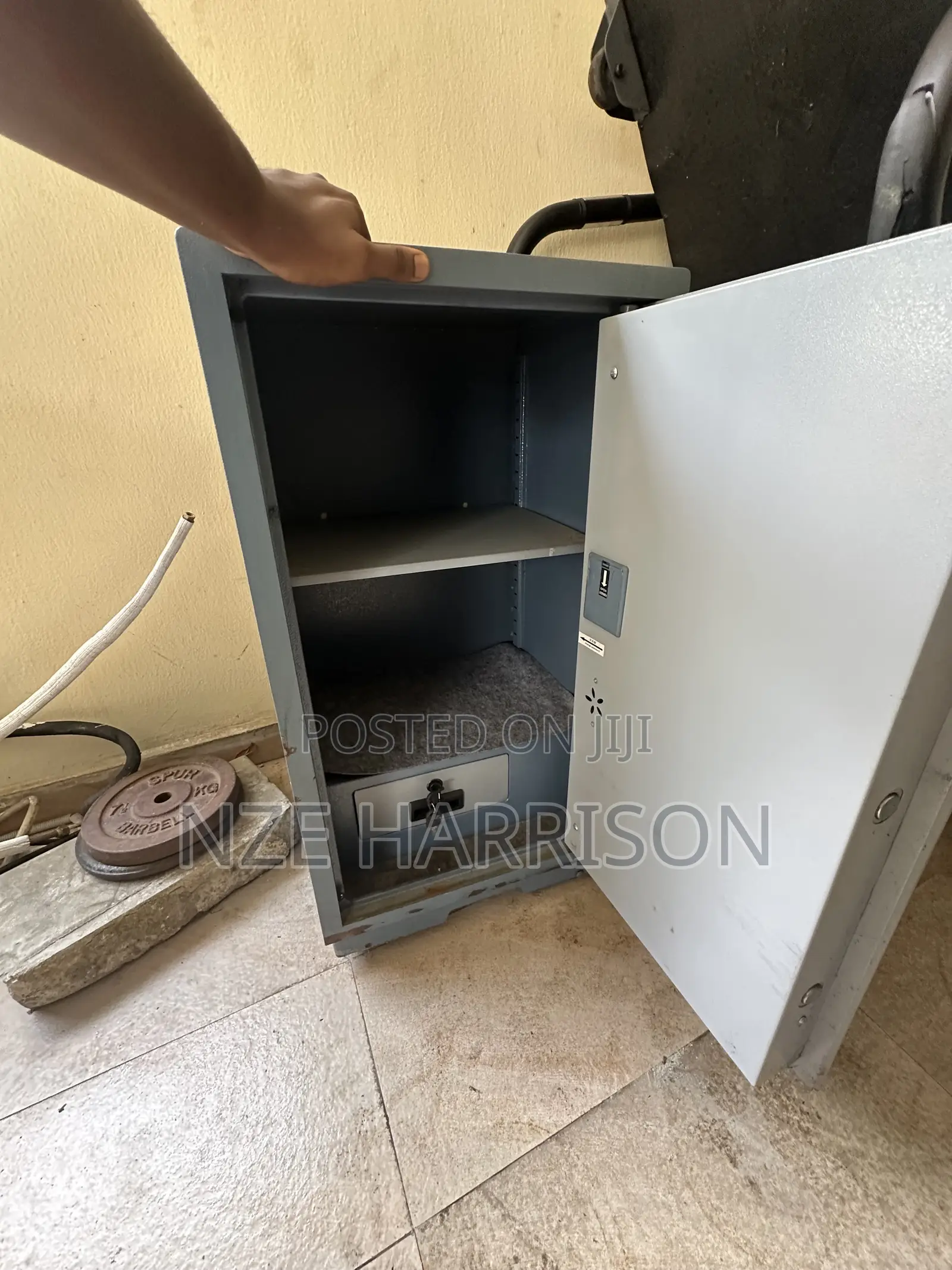 Freestanding Steel Security Safe