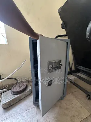 Freestanding Steel Security Safe
