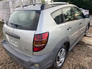 Pontiac Vibe Automatic 2004 Silver