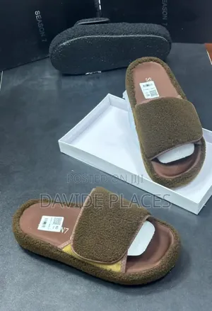 Quality Original Season 7 Swade Unisex Slide Brown