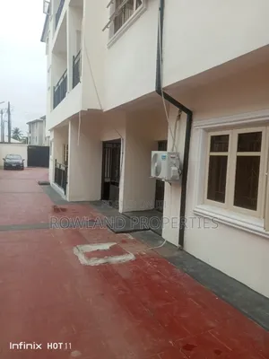 3bdrm Block of Flats in Silver Land Estate, Sangotedo for rent