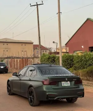 BMW 328i 2014 Green