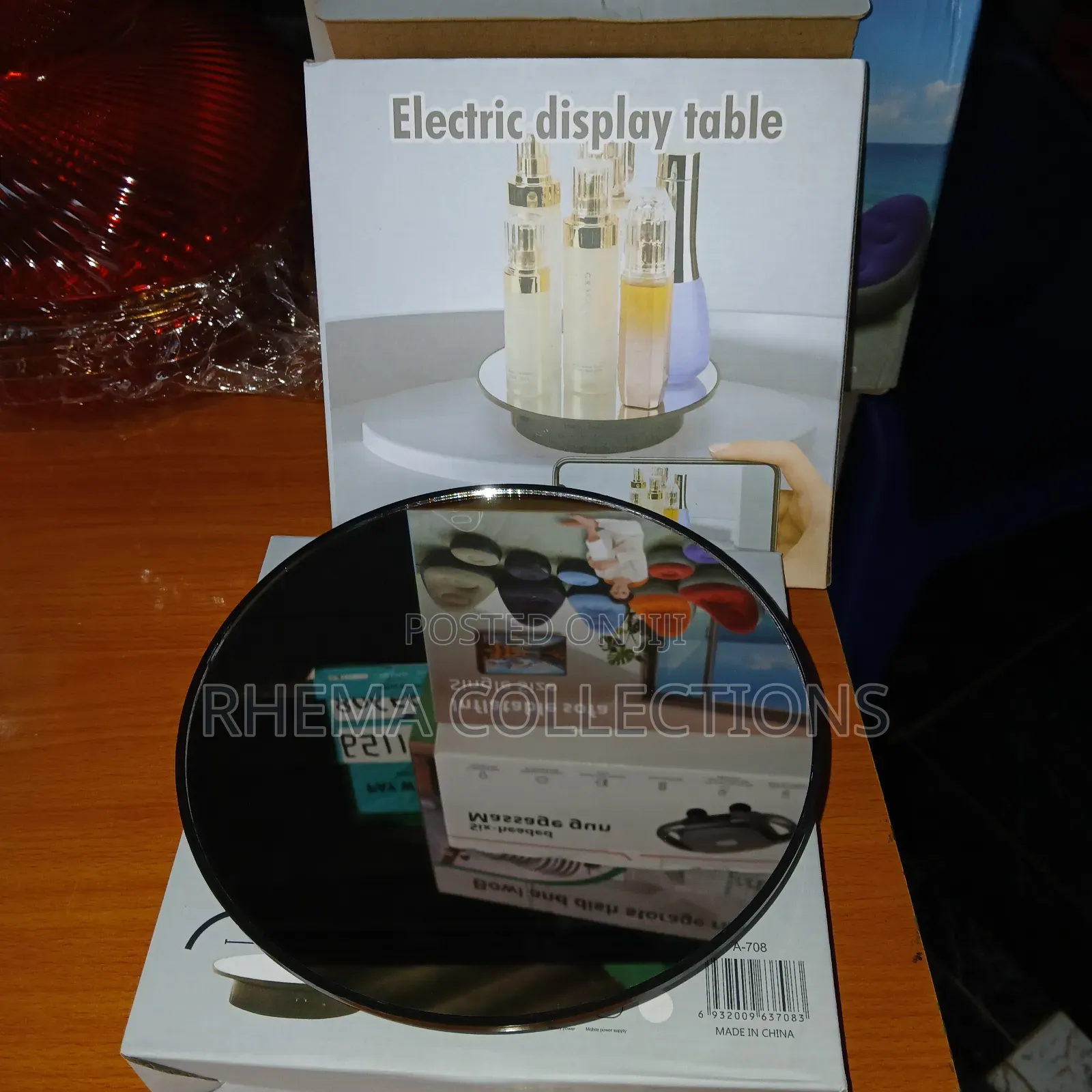360 Degree Display Table