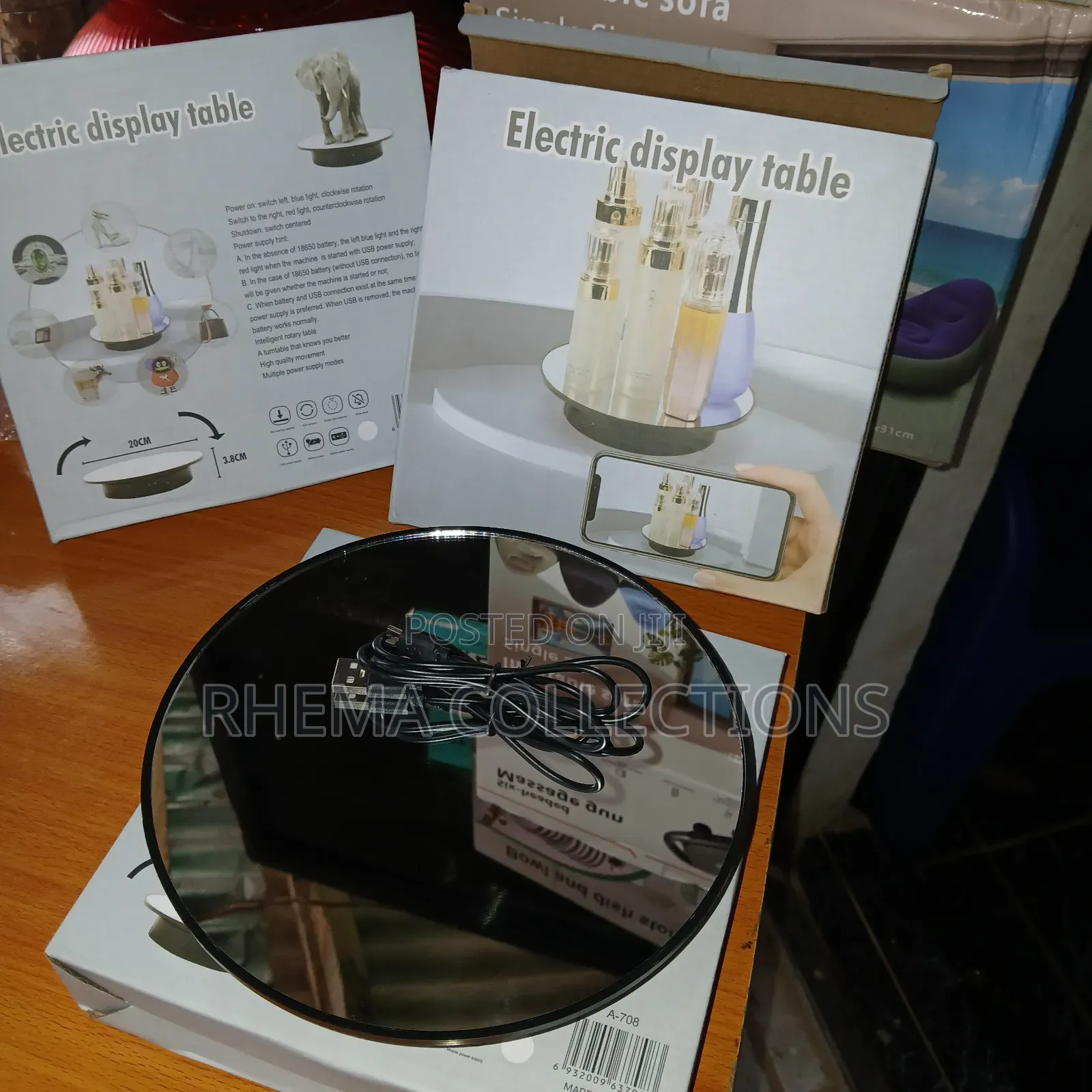 360 Degree Display Table