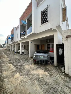 3bdrm Duplex in Ikota for rent