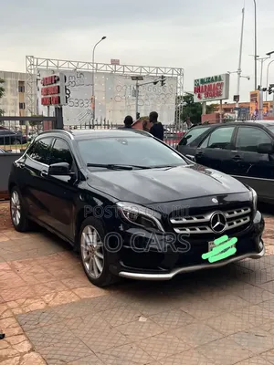 Mercedes-Benz GLA 250 2015 Black
