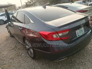 Honda Accord 2018 Gray