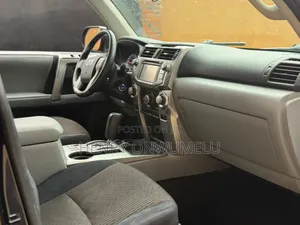 Toyota 4-Runner 2011 Black