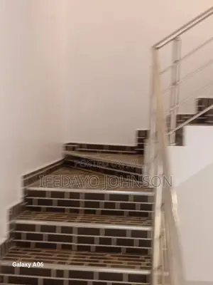 Furnished 2bdrm Duplex in Itesiwaju Estate,, Ologuneru for rent