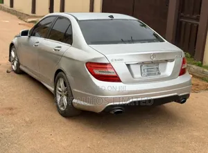 Mercedes-Benz C300 2012 Silver