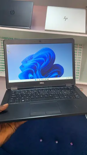 Laptop Dell Latitude E7240 8GB Intel Core i5 SSD 128GB