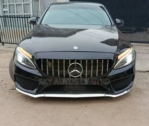 Mercedes-Benz C300 2015 Black