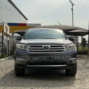 Toyota Highlander 2008 Gray