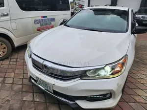 Honda Accord 2013 White