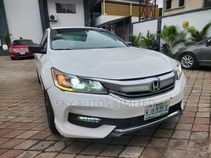 Honda Accord 2013 White