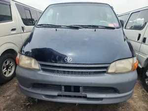 Toyota HiAce 2001 Blue
